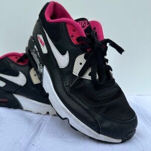 Nike air max shoes